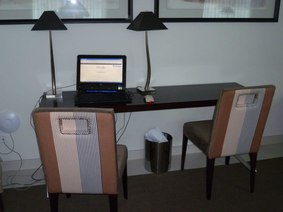 Internet Terminal Ozadi Altura Beach Resort