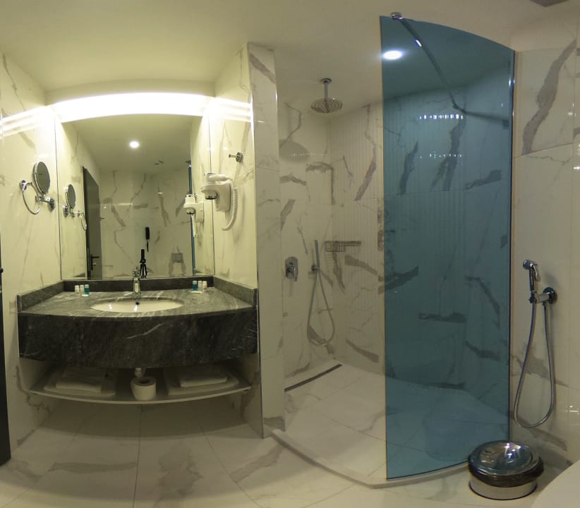 Zimmer Best Western PLUS Premium Inn