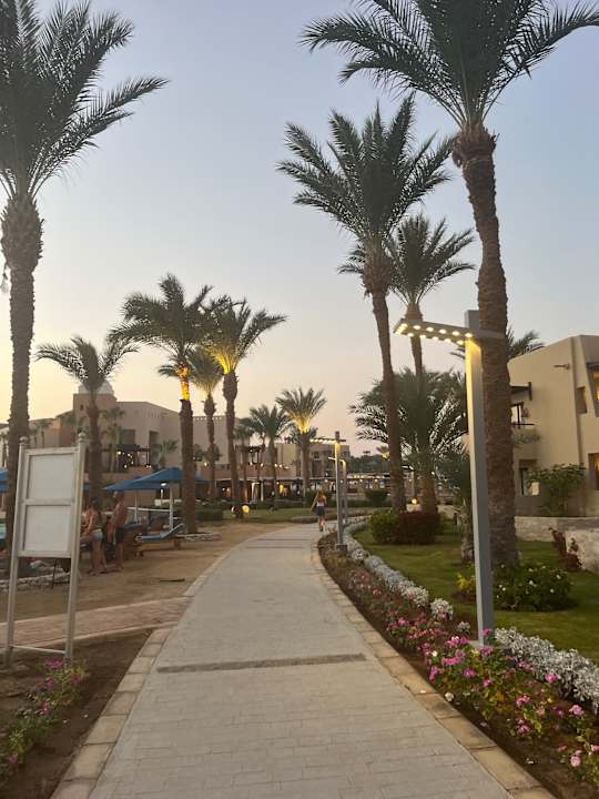 Außenansicht Pickalbatros Palace Hotel-Port Ghalib