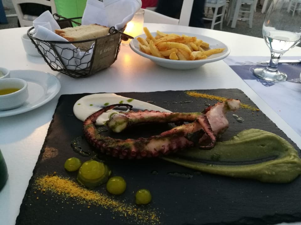 Gastro Hotel Geranion Village