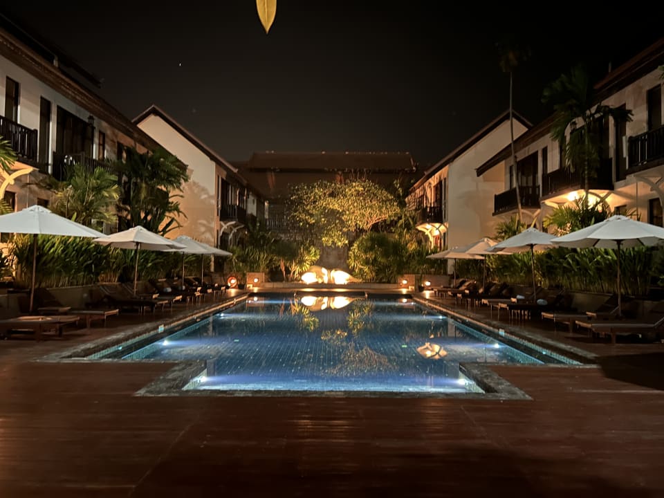 Pool Anantara Angkor Resort