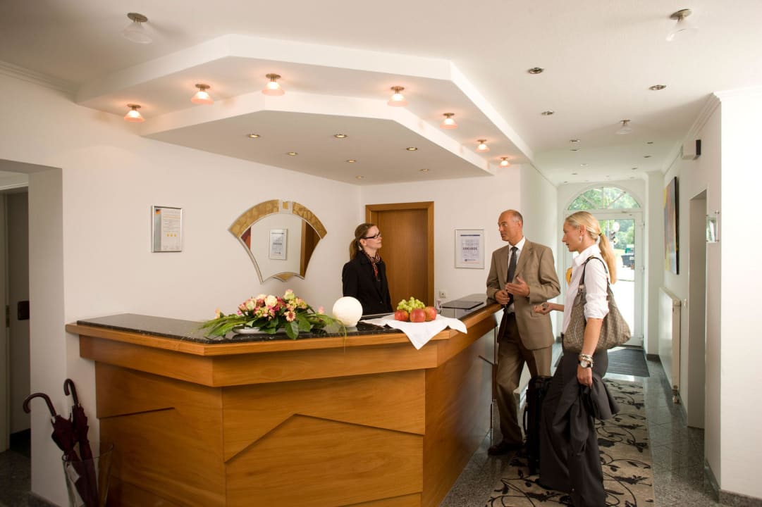 Rezeption Ihr Hotel Garni Köln