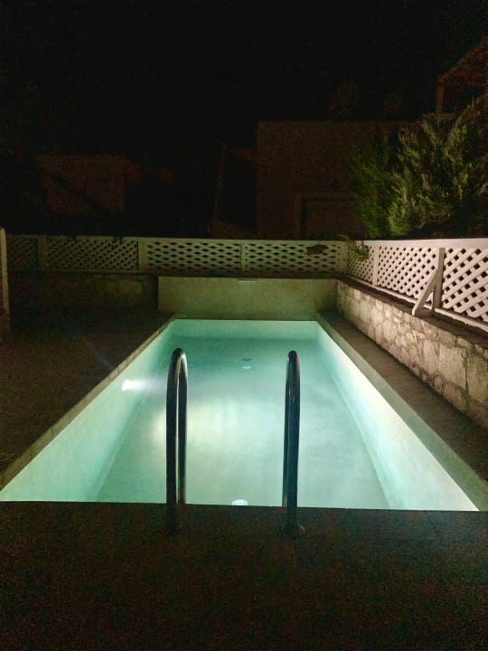 Pool Azure Beach Villas