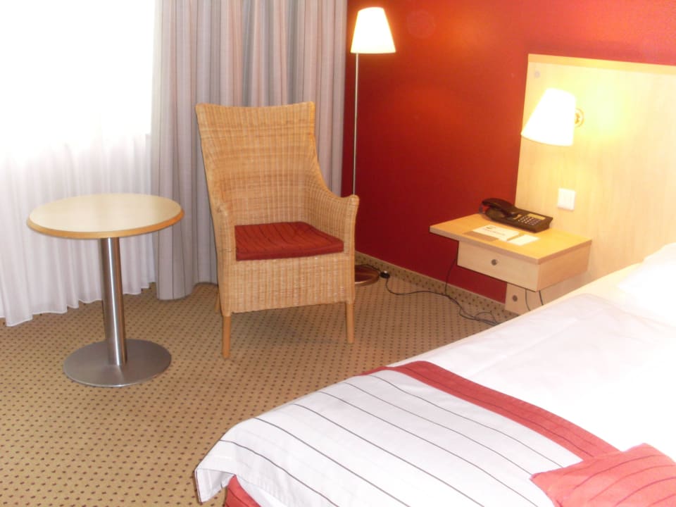 SItzbereich voco Dusseldorf Seestern, an IHG Hotel