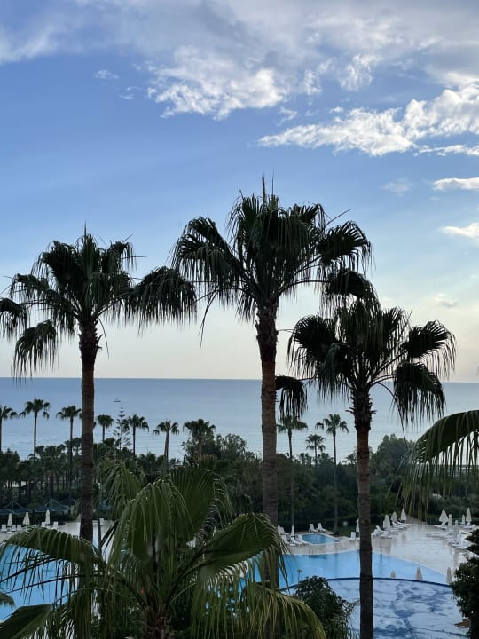 Außenansicht Iz Flower Side Beach Hotel
