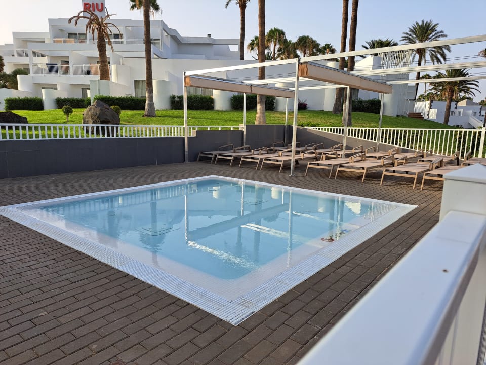 Pool Hotel Riu Paraiso Lanzarote