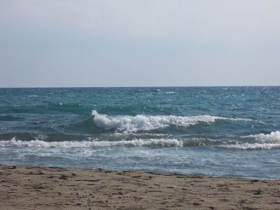 Der Strand ist fast vor der Haustür Anik Hotel