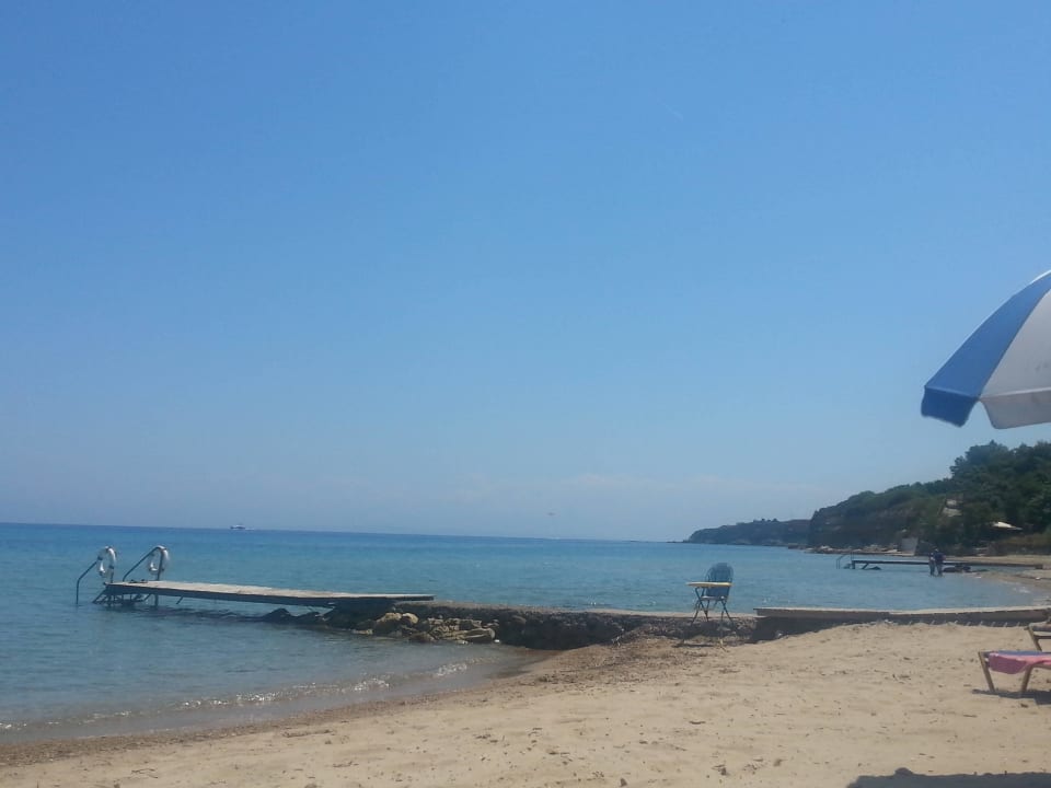 Obok hotelu - zamów napój leżaki i parasol gratis AluaSoul Zakynthos - Adults only