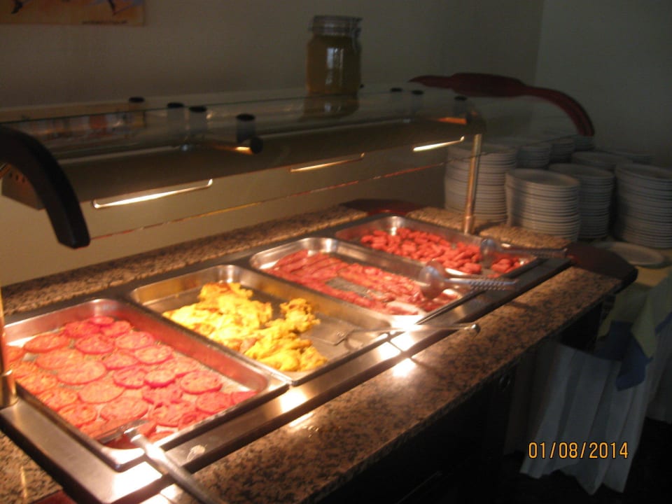 Warmes Frühstucksbuffet Evia Riviera Resort