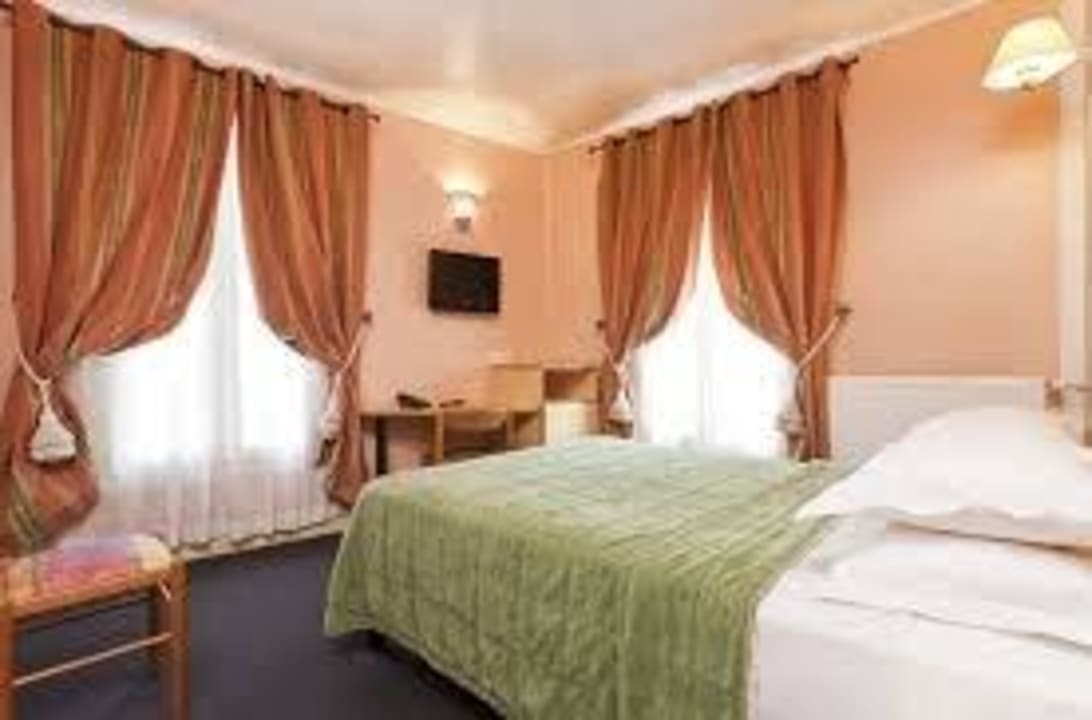 Guest room Hotel de Bellevue Paris Gare du Nord