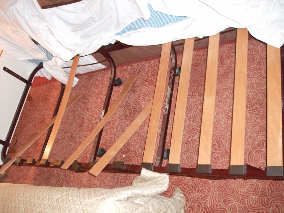 Kinderbett  von 5 Sterne Hotel Hotel Mansour Eddahbi