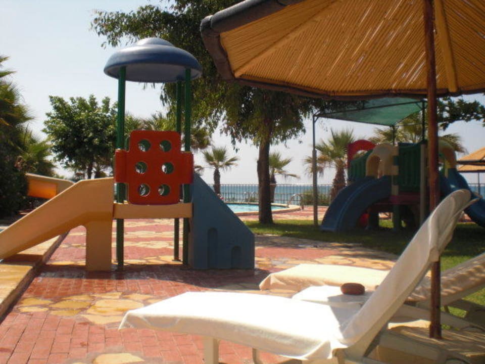 Rutsche am Kinderpool Hotel Defne Dream