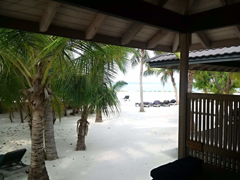 Strand Kuredu Island Resort & Spa