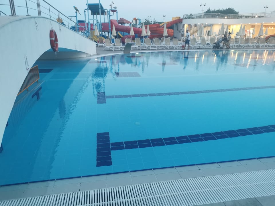 Pool Maritim Hotel Paradise Blue Albena