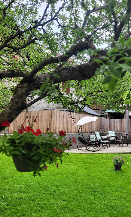 Gartenanlage Bio Bauernhof Knaller