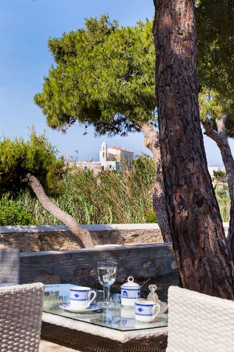 Gartenanlage Della Gracia Mansion in Syros