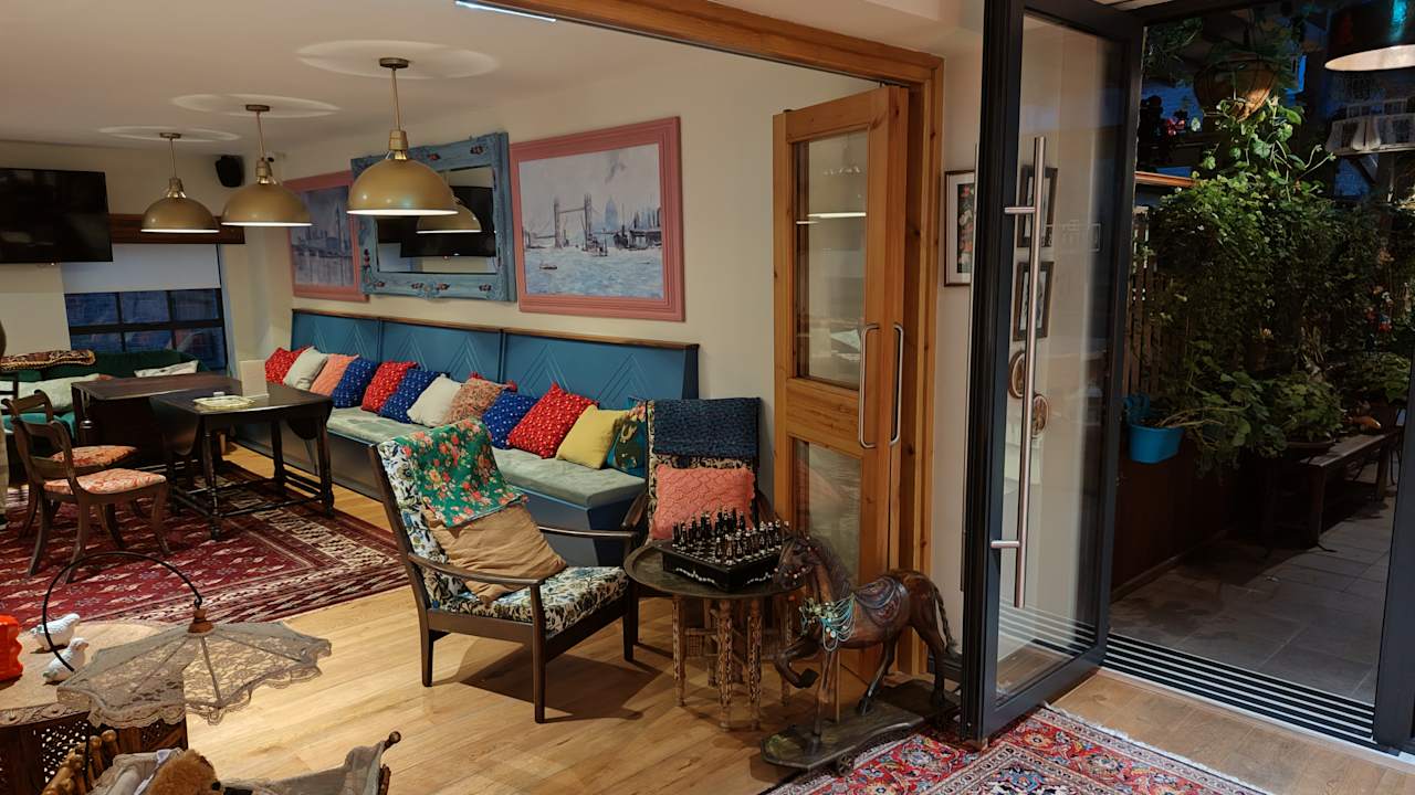 Gastro Limehouse Library Hotel