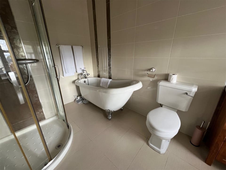 Zimmer St Columbs House