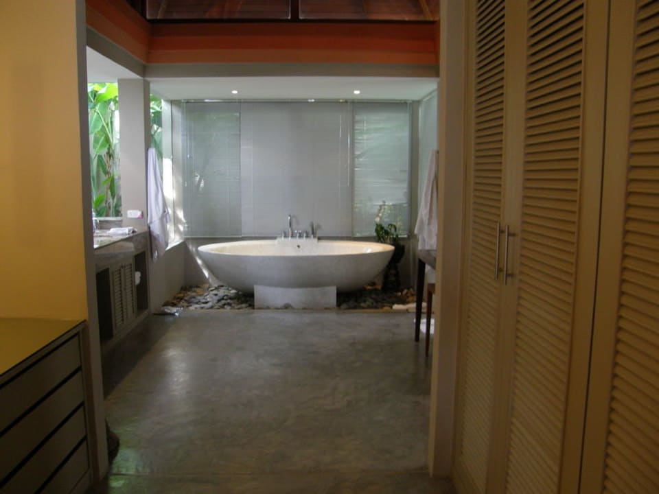 Badewann wie man sie auch gerne zu Hause hätte The Pavilions Phuket