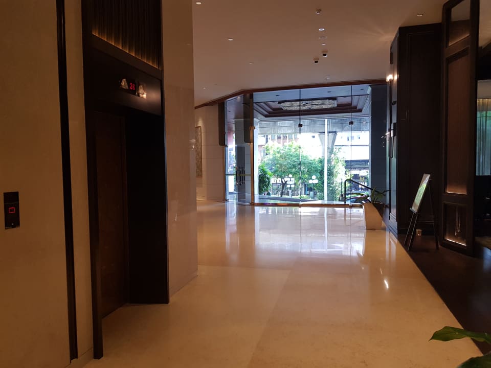 Lobby The Landmark Bangkok