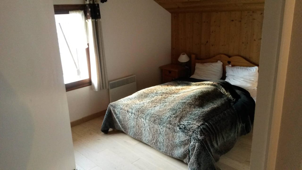 Double bed room 4 Odalys Chalet Alpina