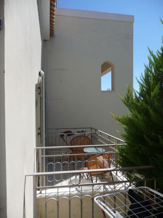 Blick von Balkon des Apartments Kyvelo Harmony Hotel Apartments