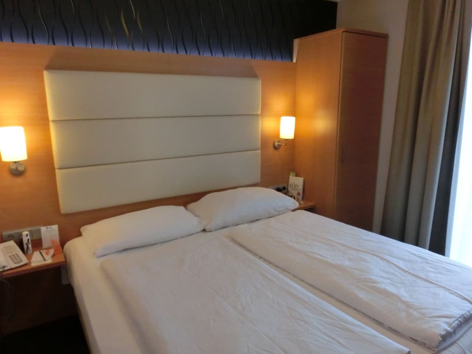 Zimmer PLAZA INN Heilbronn