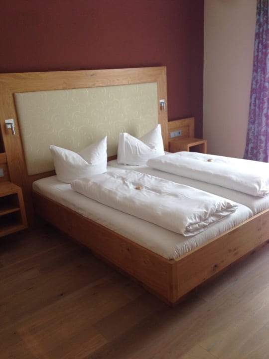Bett Hotel Heuboden