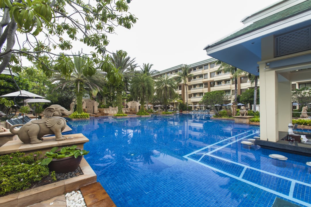 Pool Holiday Inn Resort Phuket