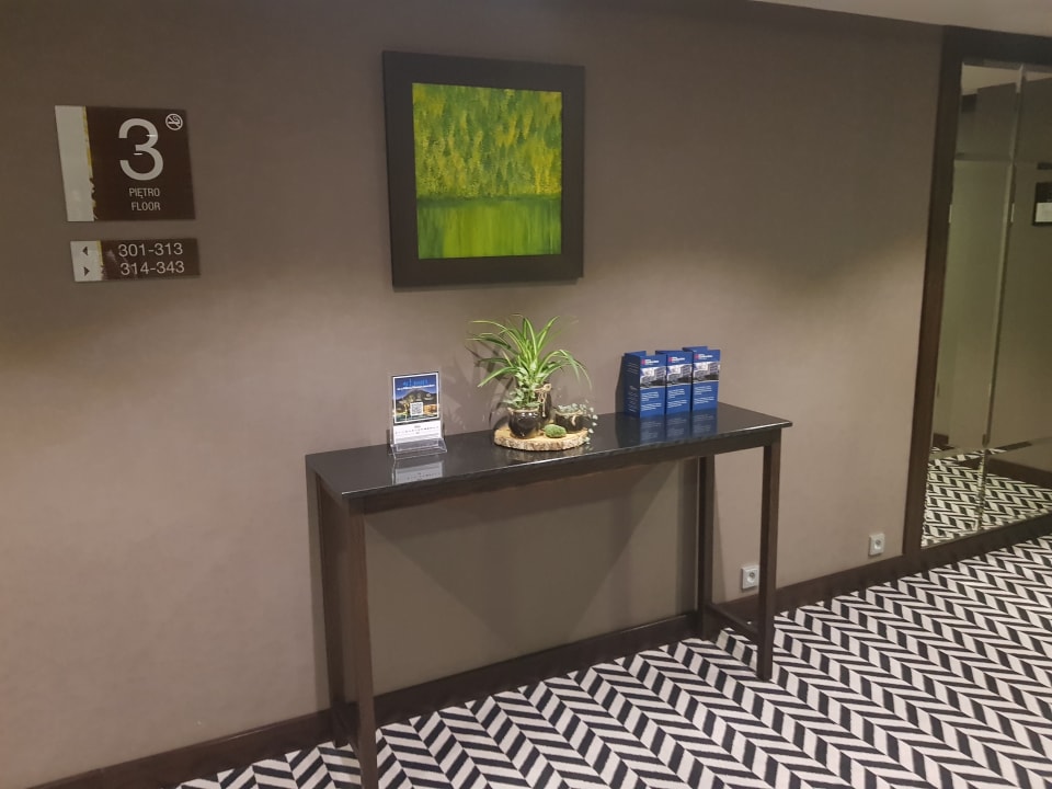 Sonstiges Hilton Garden Inn Krakow Airport