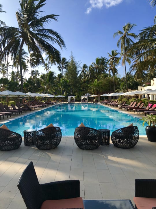 Pool TUI Blue Bahari Zanzibar