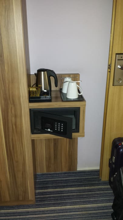 Zimmer Premier Inn Essen City Limbecker Platz