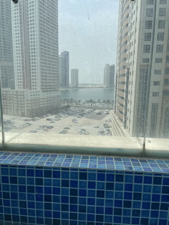 Pool Pullman Sharjah
