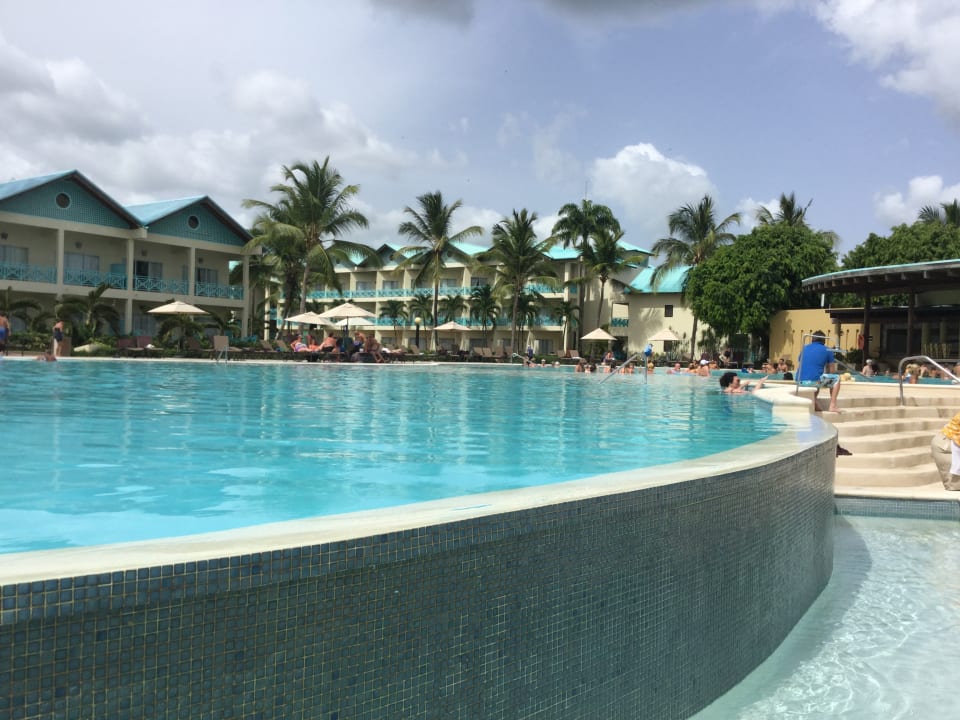 Pool Dreams La Romana Resort & Spa