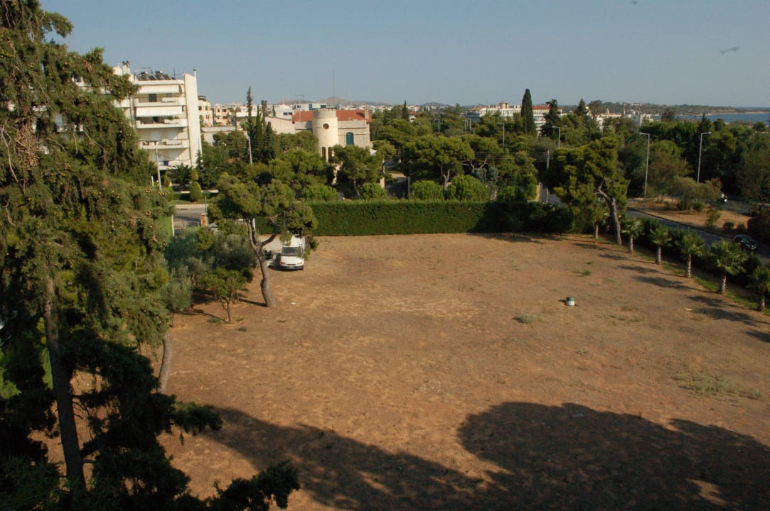 Widok na ugor Hotel Emmantina