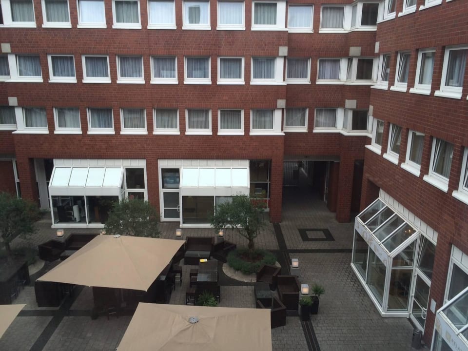Ausblick aus dem Zimmer in den Innenhof Mercure Hotel Severinshof Köln City