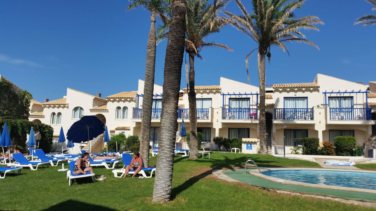 Immer ausreichend Liegen Parque Nereida Suites Hotel