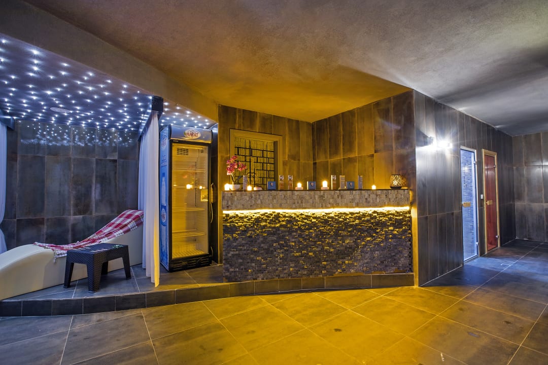 Sport & Freizeit Hawaii Suite Beach Hotel