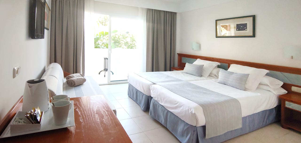 Zimmer Hotel Rocamarina - Adults Only