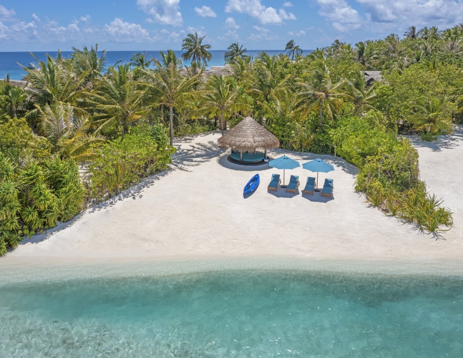 Strand Naladhu Private Island Maldives