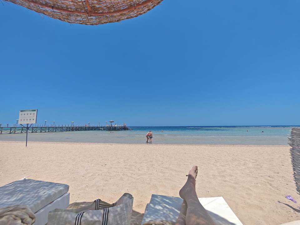 Strand Sirena Beach Resort & Spa