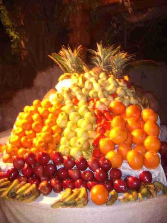 Perfekte Einladung zum Buffet Ghazala Gardens