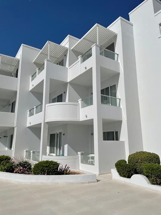 Außenansicht Dimitra Beach Hotel & Suites