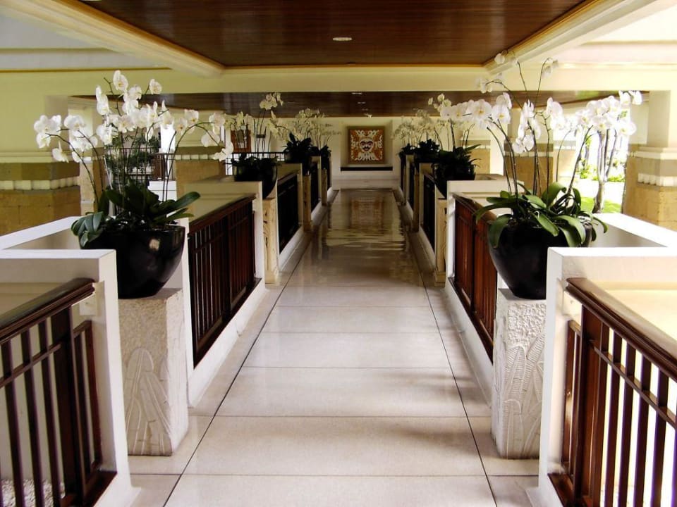 Gang zum Hotelzimmer InterContinental Bali Resort