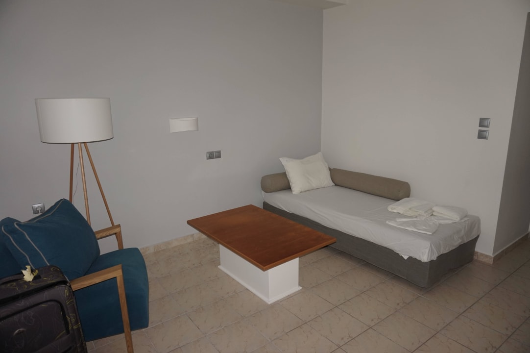 Vorraum Sentido More Meni Residence & Suites