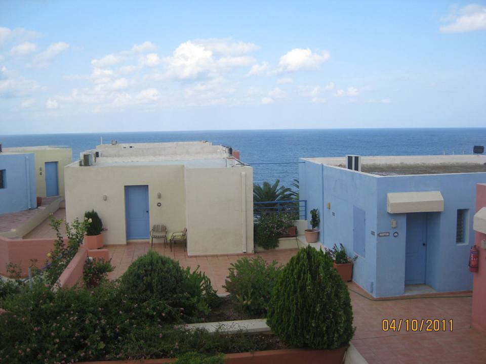 Вид с балкона Scaleta Beach Hotel