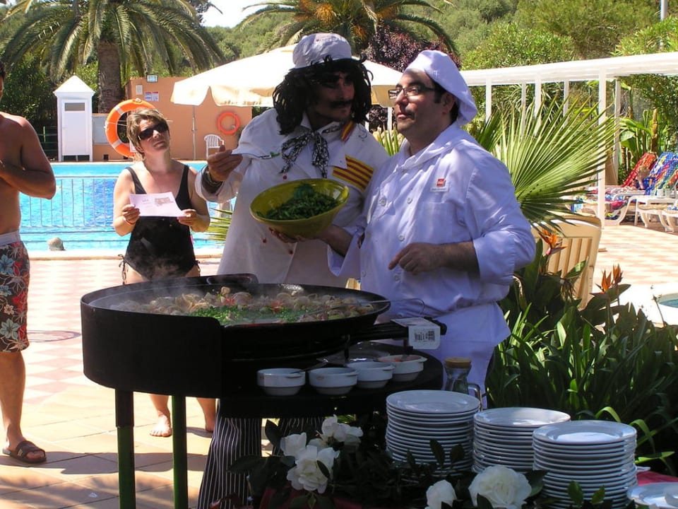 Paella mit Manolo Flipflop Cala Romantica