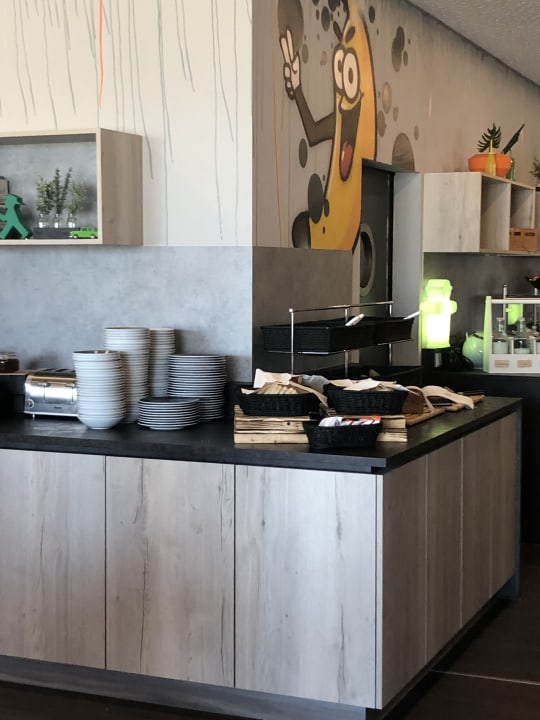 Gastro Holiday Inn - the niu, Hide Berlin Friedrichshain