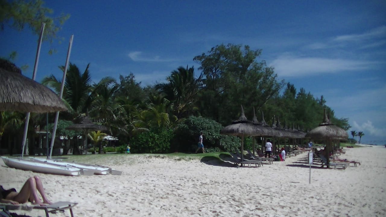Strand Crystals Beach Resort Belle Mare, a member of Radisson Individuals