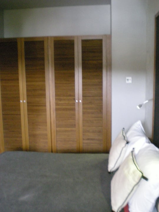 Schlafzimmer / Einbauschrank Riva Hvar Harbour Hotel